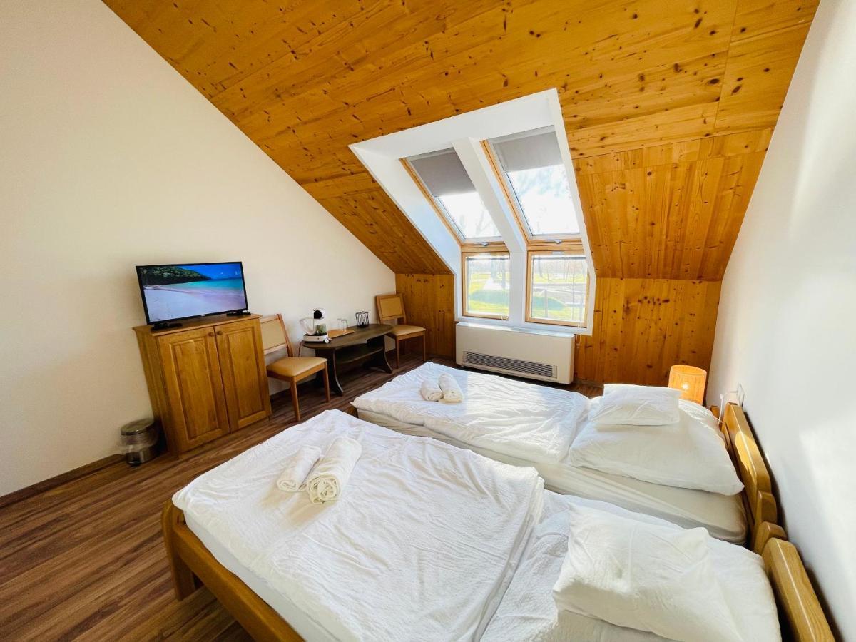 Fisher'S Deluxe Apartments 블로톤퓌레드 외부 사진